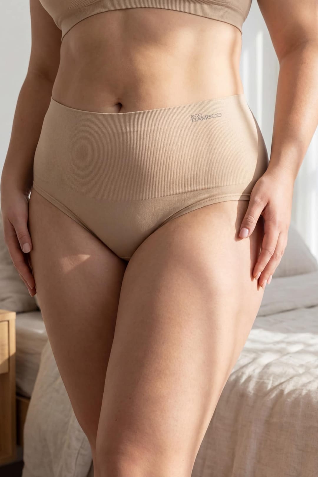 Držia postavu, nie teplo.